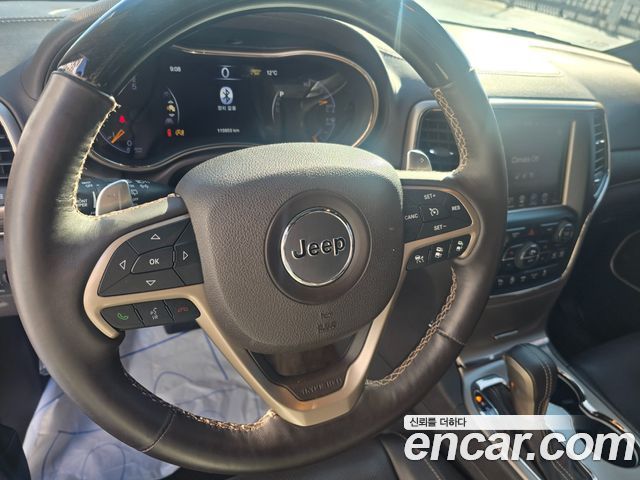 Jeep Grand Cherokee 3.0 Diesel Overland Summit WK2 2016 — фото 23