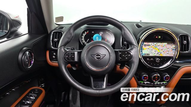 MINI Cooper S Countryman ALL4 Classic 2nd 2022 — фото 12
