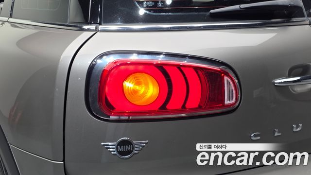 MINI Cooper D Clubman High 2nd 2019 — фото 23