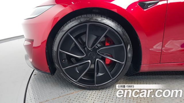 Tesla Model 3 Performance AWD 2024 — фото 5