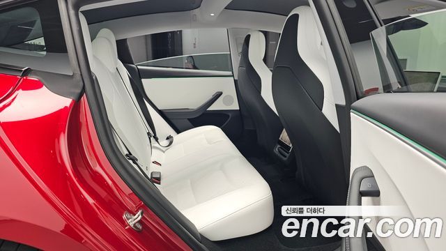 Tesla Model 3 Performance AWD 2024 — фото 11