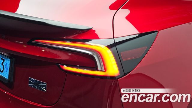 Tesla Model 3 Performance AWD 2024 — фото 23