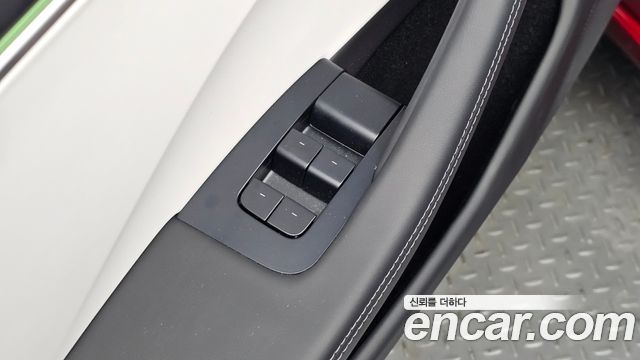 Tesla Model 3 Performance AWD 2024 — фото 33