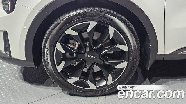 Kia Sorento (IV) Gasoline 2.5T 2WD Noblesse 2024 — фото 5