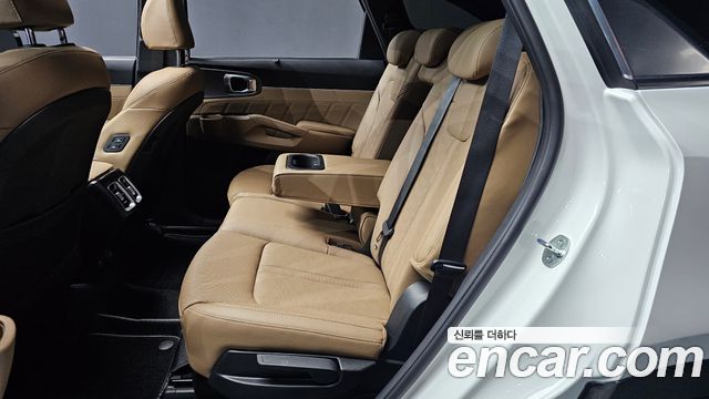 Kia Sorento (IV) Gasoline 2.5T 2WD Noblesse 2024 — фото 12