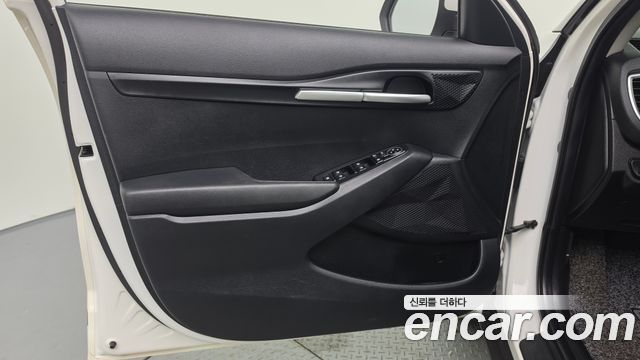 Kia Seltos Gasoline 2.0 2WD Prestige 2023 — фото 24