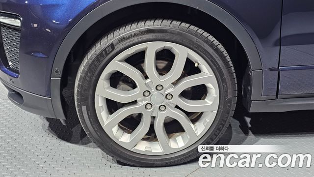 Land Rover Range Rover Evoque 2.0 TD4 HSE Dynamic Convertible 2017 — фото 5