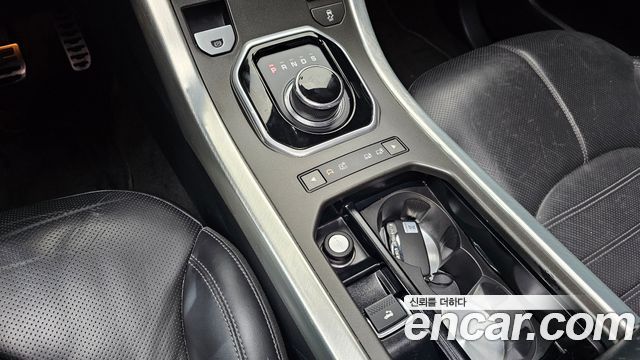Land Rover Range Rover Evoque 2.0 TD4 HSE Dynamic Convertible 2017 — фото 9