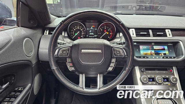 Land Rover Range Rover Evoque 2.0 TD4 HSE Dynamic Convertible 2017 — фото 12