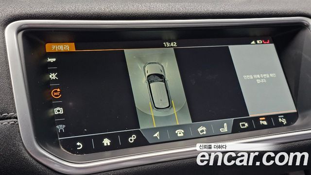 Land Rover Range Rover Evoque 2.0 TD4 HSE Dynamic Convertible 2017 — фото 14