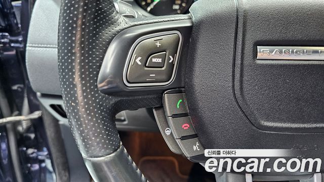 Land Rover Range Rover Evoque 2.0 TD4 HSE Dynamic Convertible 2017 — фото 16