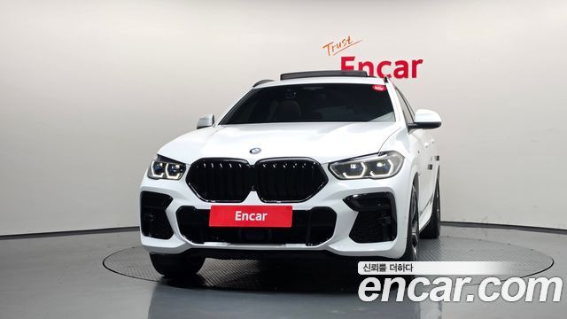 BMW X6 (G06) xDrive40i M Sport 2022 — фото 3