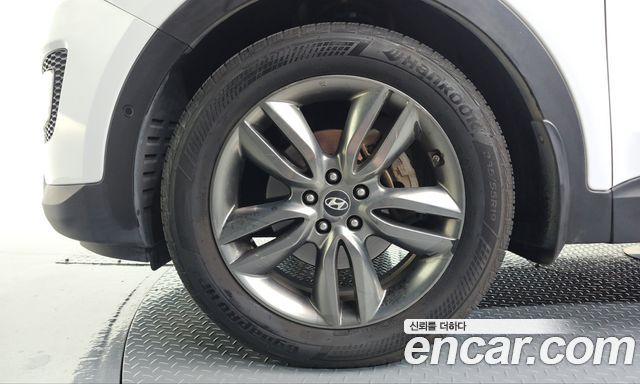 Hyundai Santa Fe (DM) Diesel(e-VGT) 2.2 2WD Exclusive 2013 — фото 5