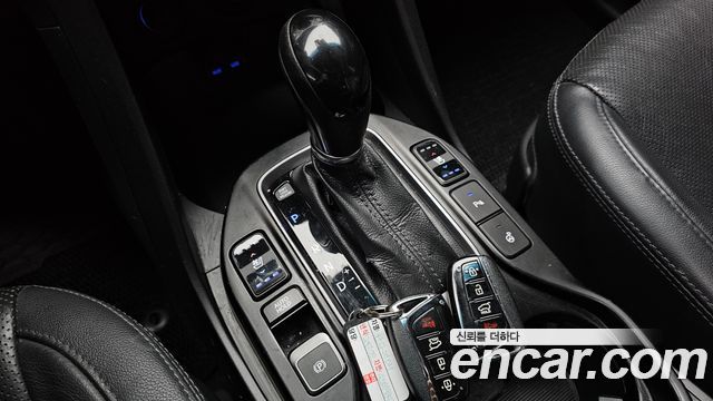 Hyundai Santa Fe (DM) Diesel(e-VGT) 2.2 2WD Exclusive 2013 — фото 9