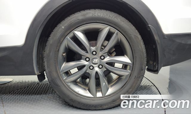 Hyundai Santa Fe (DM) Diesel(e-VGT) 2.2 2WD Exclusive 2013 — фото 21