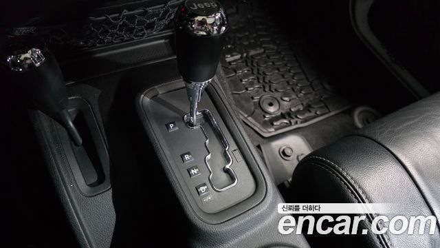 Jeep Wrangler (JK) 2.8 Diesel Sahara 4Door 2012 — фото 9