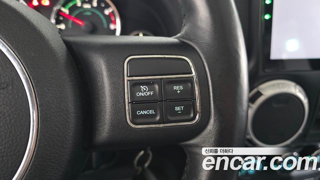 Jeep Wrangler (JK) 2.8 Diesel Sahara 4Door 2012 — фото 17