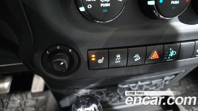 Jeep Wrangler (JK) 2.8 Diesel Sahara 4Door 2012 — фото 18
