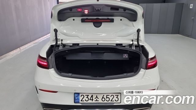 Mercedes-Benz E-Class (W213) E450 4MATIC Cabriolet 2021 — фото 21