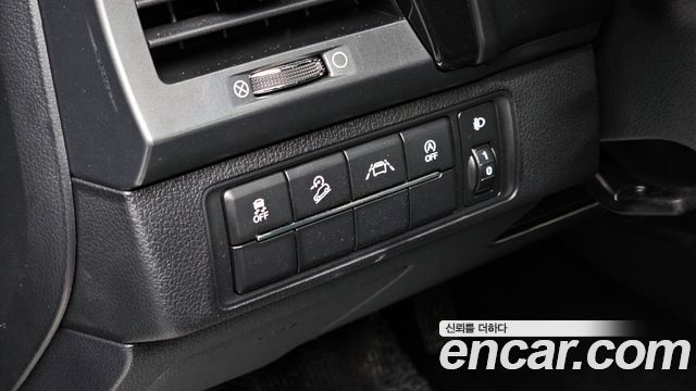 KG Mobility (SsangYong) Rexton Sports Khan Diesel 2.2 4WD Prestige 2022 — фото 16