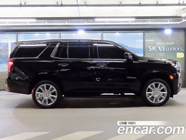 Chevrolet Tahoe 6.2 High Country 4WD 2022 — фото 3