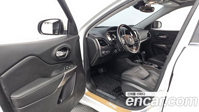 Jeep Cherokee (KL) 3.2 Overland AWD 2021 — фото 10