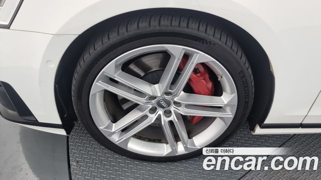 Audi S8 (D5) 4.0 TFSI Quattro LWB 2020 — фото 5