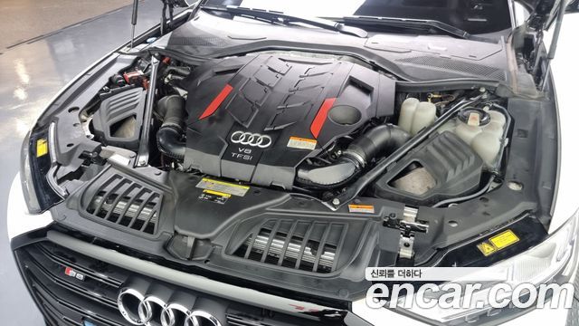 Audi S8 (D5) 4.0 TFSI Quattro LWB 2020 — фото 6