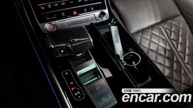 Audi S8 (D5) 4.0 TFSI Quattro LWB 2020 — фото 9