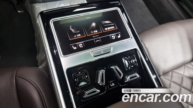 Audi S8 (D5) 4.0 TFSI Quattro LWB 2020 — фото 19