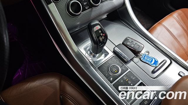 Land Rover Range Rover Sport (II) 4.4 SDV8 AB Dynamic 2015 — фото 9