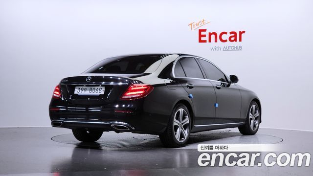 Mercedes-Benz E-Class (W213) E300 Avantgarde 2019 — фото 2