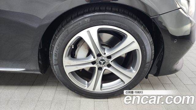 Mercedes-Benz E-Class (W213) E300 Avantgarde 2019 — фото 5