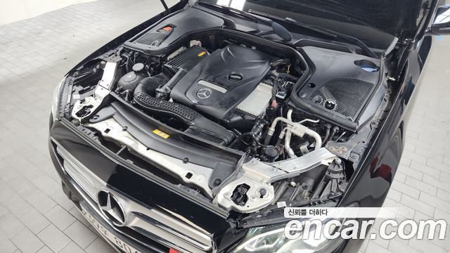 Mercedes-Benz E-Class (W213) E300 Avantgarde 2019 — фото 6