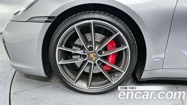 Porsche 911 (992) Carrera 4S Cabriolet 2020 — фото 5