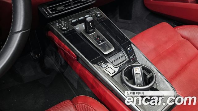 Porsche 911 (992) Carrera 4S Cabriolet 2020 — фото 9