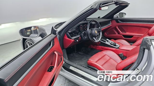 Porsche 911 (992) Carrera 4S Cabriolet 2020 — фото 11