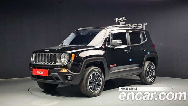 Jeep Renegade 2.0 Diesel Tailhawk AWD 2017 — фото 1