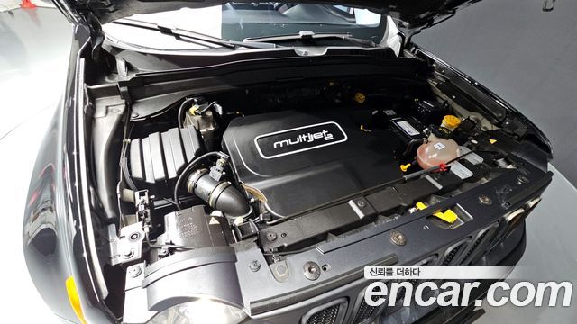 Jeep Renegade 2.0 Diesel Tailhawk AWD 2017 — фото 6