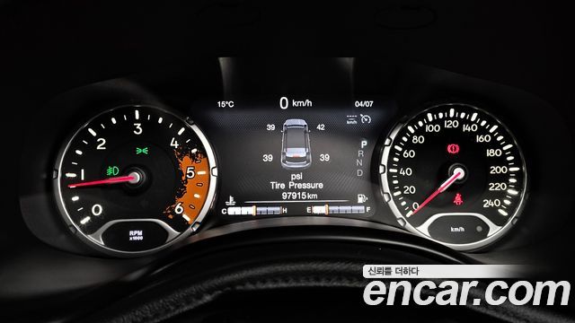 Jeep Renegade 2.0 Diesel Tailhawk AWD 2017 — фото 8