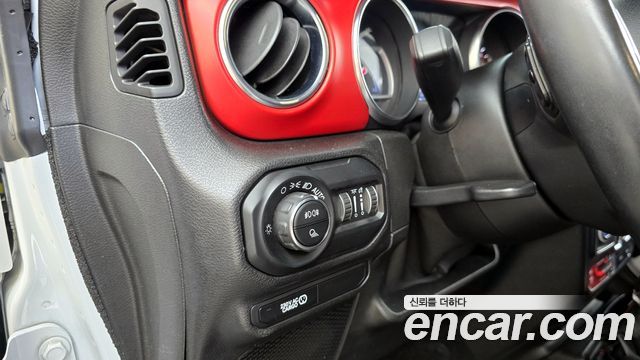 Jeep Gladiator (JT) 3.6 Rubicon 2021 — фото 17