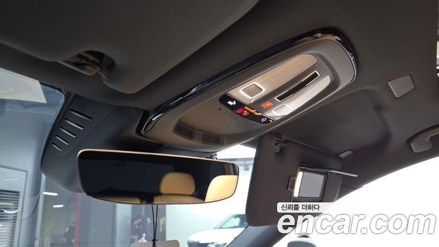 Volvo XC60 (II) T8 Ultra Bright 2025 — фото 16