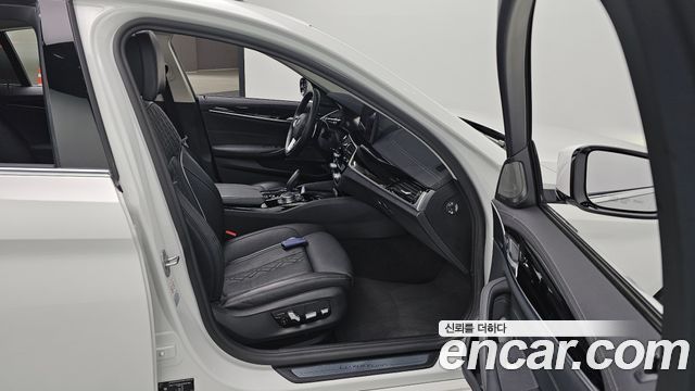 BMW 5 Series (G30) 530i Luxury 2021 — фото 16