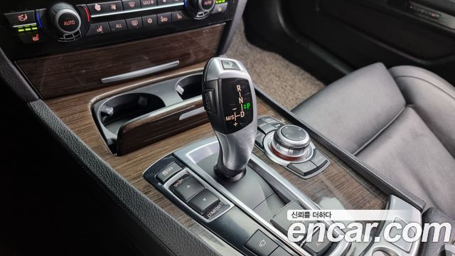 BMW 7 Series (F01) 730d 2011 — фото 9