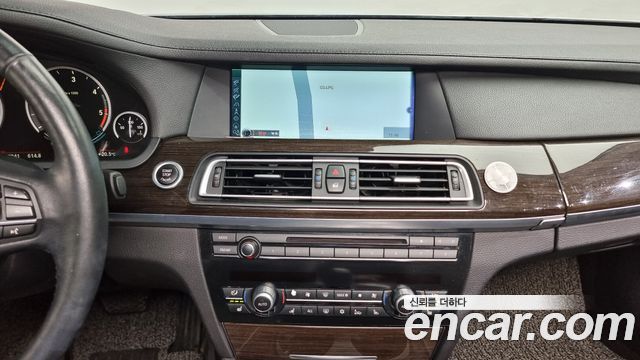 BMW 7 Series (F01) 730d 2011 — фото 16