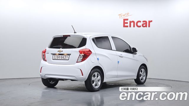 Chevrolet Spark LT 2021 — фото 2