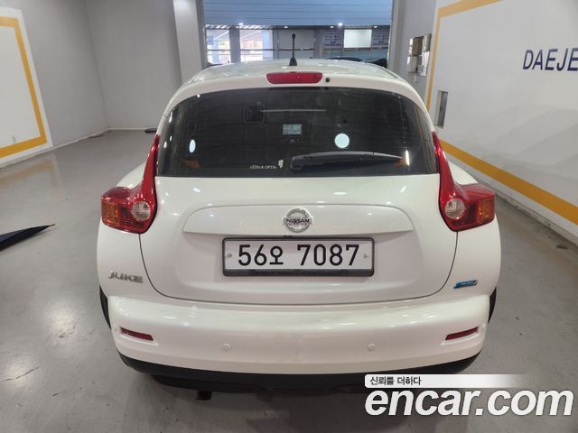 Nissan Juke 1.6 SV F15 2014 — фото 2
