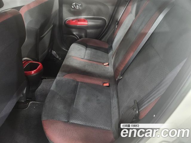 Nissan Juke 1.6 SV F15 2014 — фото 9