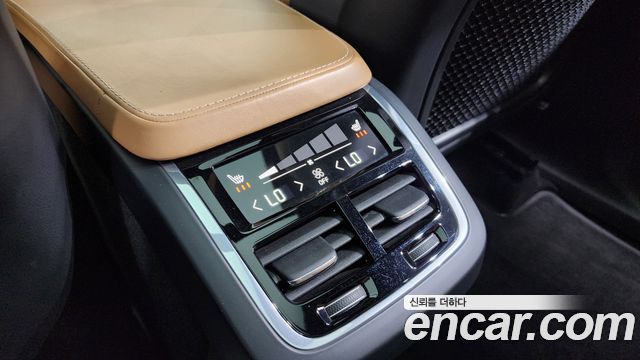 Volvo XC90 (II) T6 Inscription 2017 — фото 18
