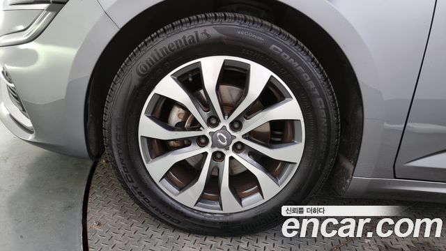 Renault Korea SM6 2.0 LPe SE Plus 2022 — фото 5